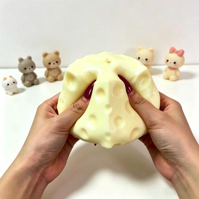 Reusachtige Kaasblok Squishy Bal, Vormbare Niet-Stuiterende Fidget Speelgoed, ASMR Sensorisch Kalmerend Speelgoed voor Kinderen & Volwassenen