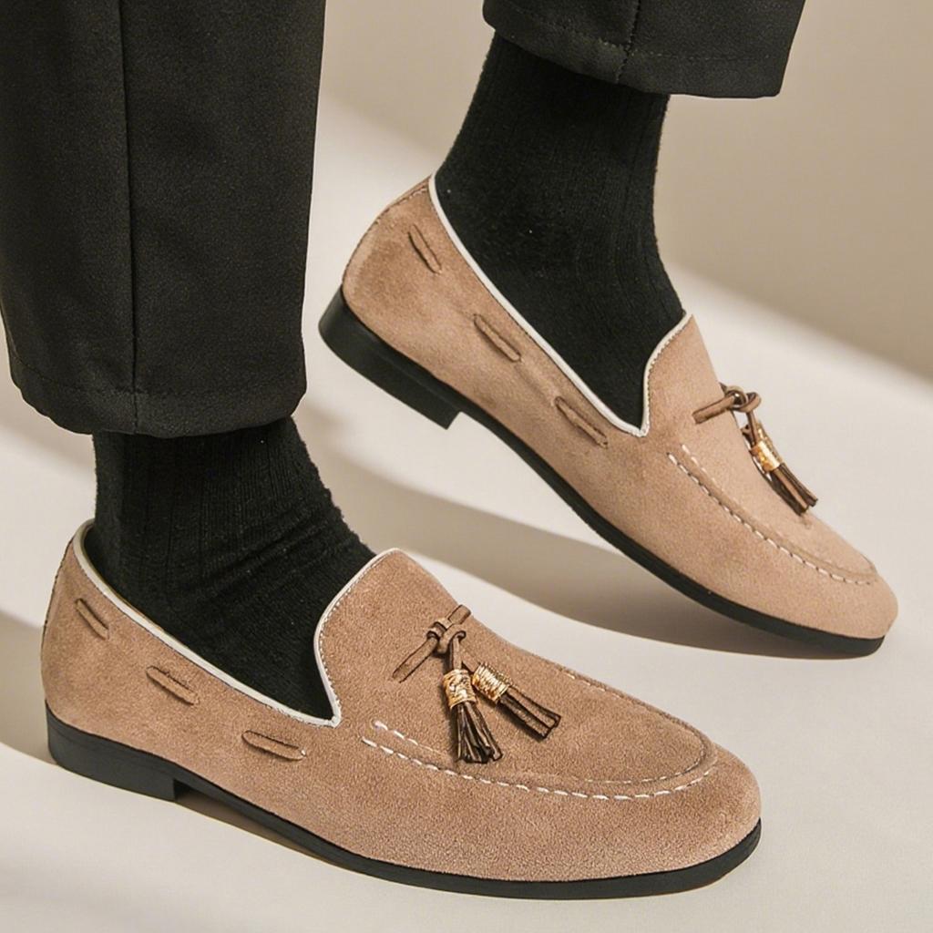 New Fashi Tassel Slip On Loafers Suede Leather Men Shoes Classic Dress Office Daily Business Party Casual Shoe for Man