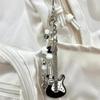 Roztomilý kytarový mikrofon korálek přívěsek na mobilní telefon sladká klíčenka přívěsek s hudební notou ozdoba na tašku dárek pro dívku
