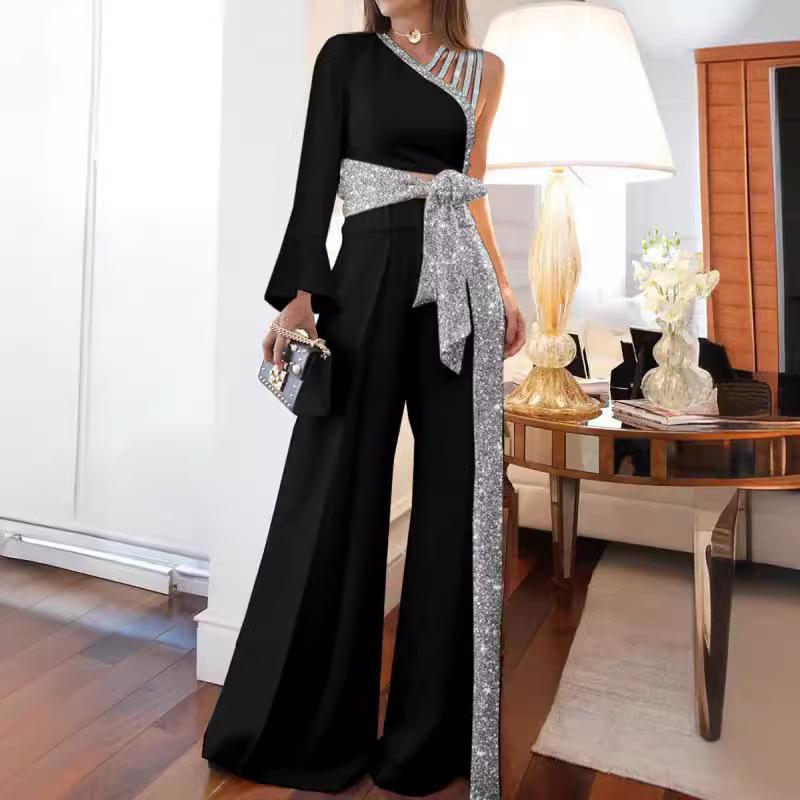 Tuta da donna monospalla con paillettes a gamba larga, vita con cintura, cut-out, tinta unita, outfit da sera
