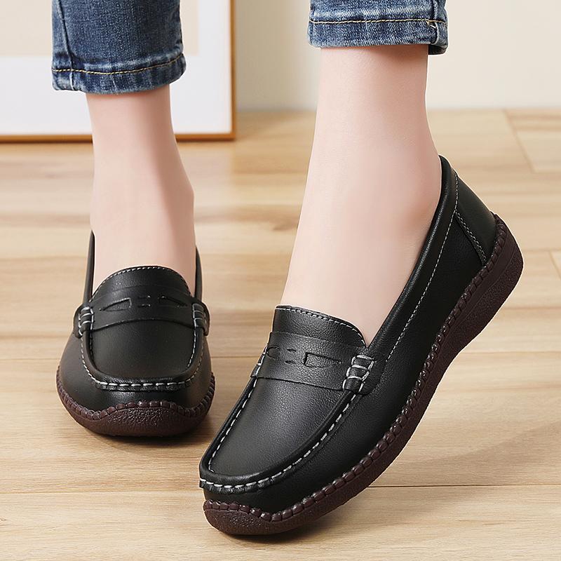 Women Simple Grey Loafers Leather Driving Moccasins Comfort Flats Casual Slip on Plus Size Black Shoes