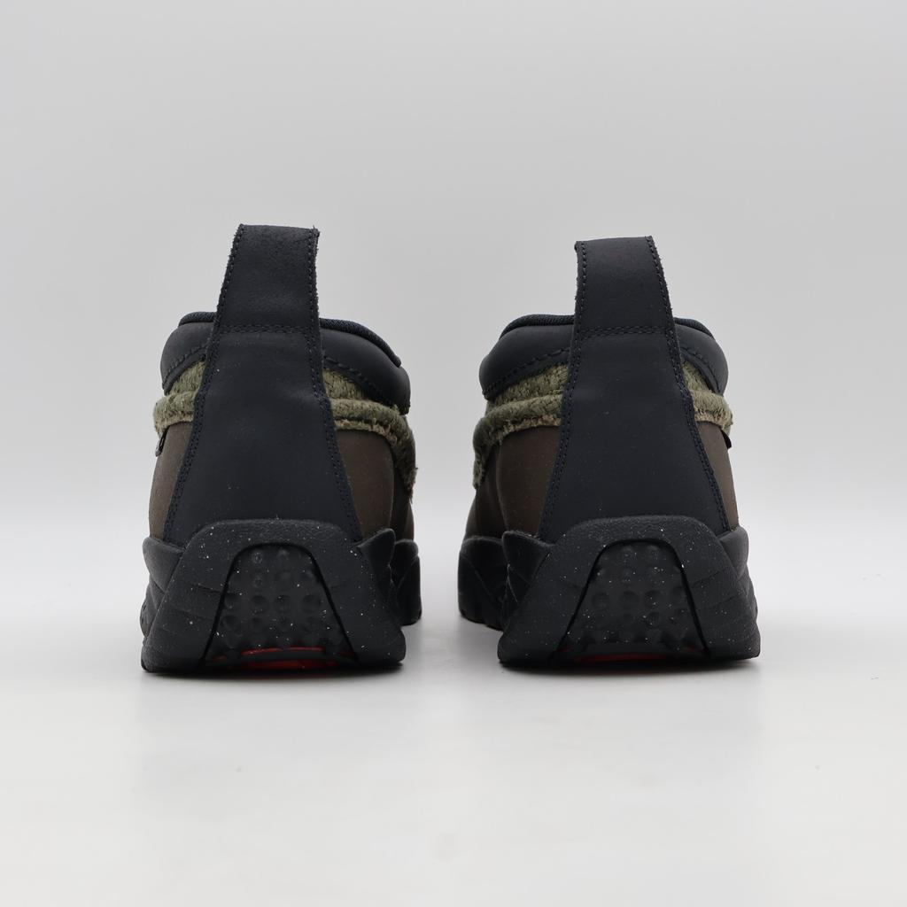 IO4547-001 Nike ACG IZY Medium Olive (Men's)