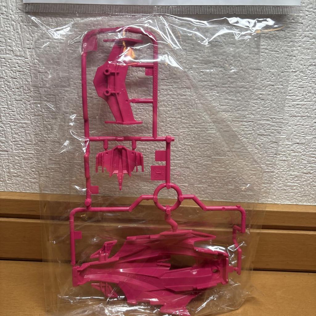 Tamiya Mini 4WD Avante MkIII Body Out of Production (Pink) -