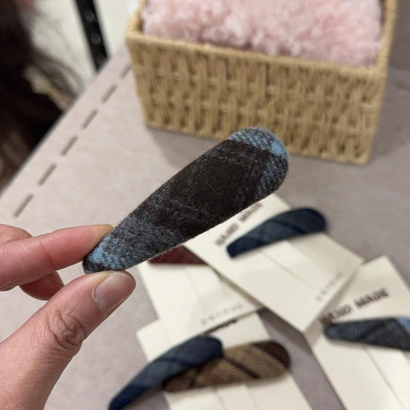 Women's Retro Plaid Wool Hair Clip - Autumn/Winter BB Style for Side or Bangs