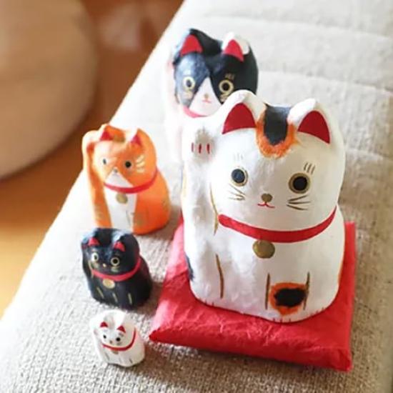 Matrioshka Patrón Ichino Maneki Neko Artículo de la Suerte Mejora la Suerte Aumenta la Riqueza Prosperidad Empresarial Buena Fortuna Trae Buena Suerte Protección Feng Shui
