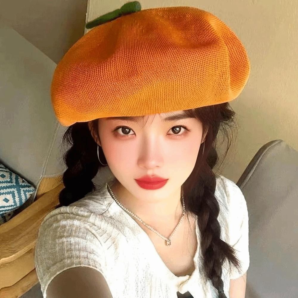 Red Apple Painter Hat Orange Shaped Knit Beret Japanese style Fruit Beret Autumn and Winter Warmth