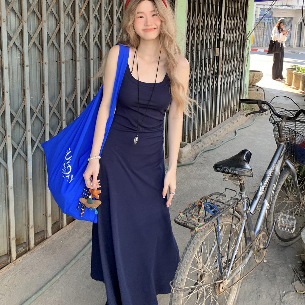 Women's Slim-fit Draw Pleated Knitted Halter Dress Summer Temperament Long Swing Ankle Dress