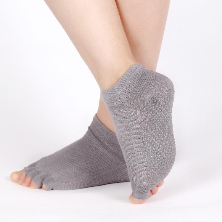 

Socks Body Rubber Band Combed Cotton Yoga Socks Women S Professional Cotton Sports Non-Slip Split Toe Socks Five-Finger Socks Pilates One Size