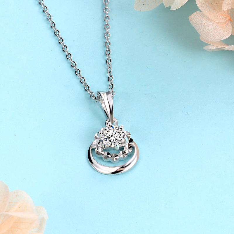 Diamond-encrusted Car Flower Simple Pendant Fashionable Korean Version Light Luxury Niche Design Necklace Female Collarbone Chain Ins
