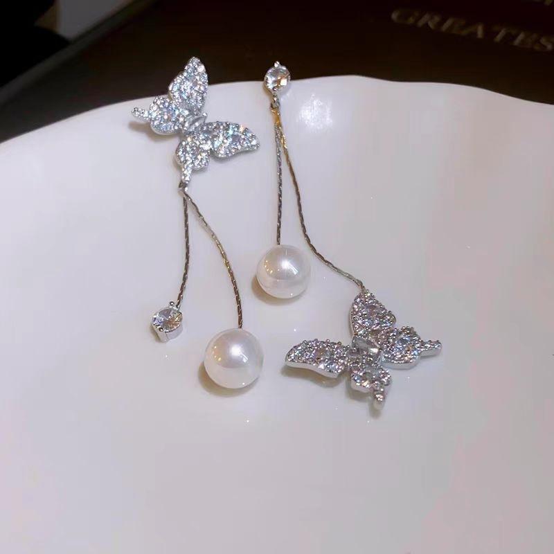 Female Super Flash Asymmetric Butterfly Tassel Earrings