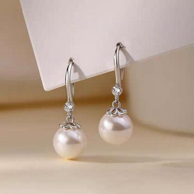 Elegant Pearl Earrings for Women - Trendy and Versatile Jewelry Accessories
