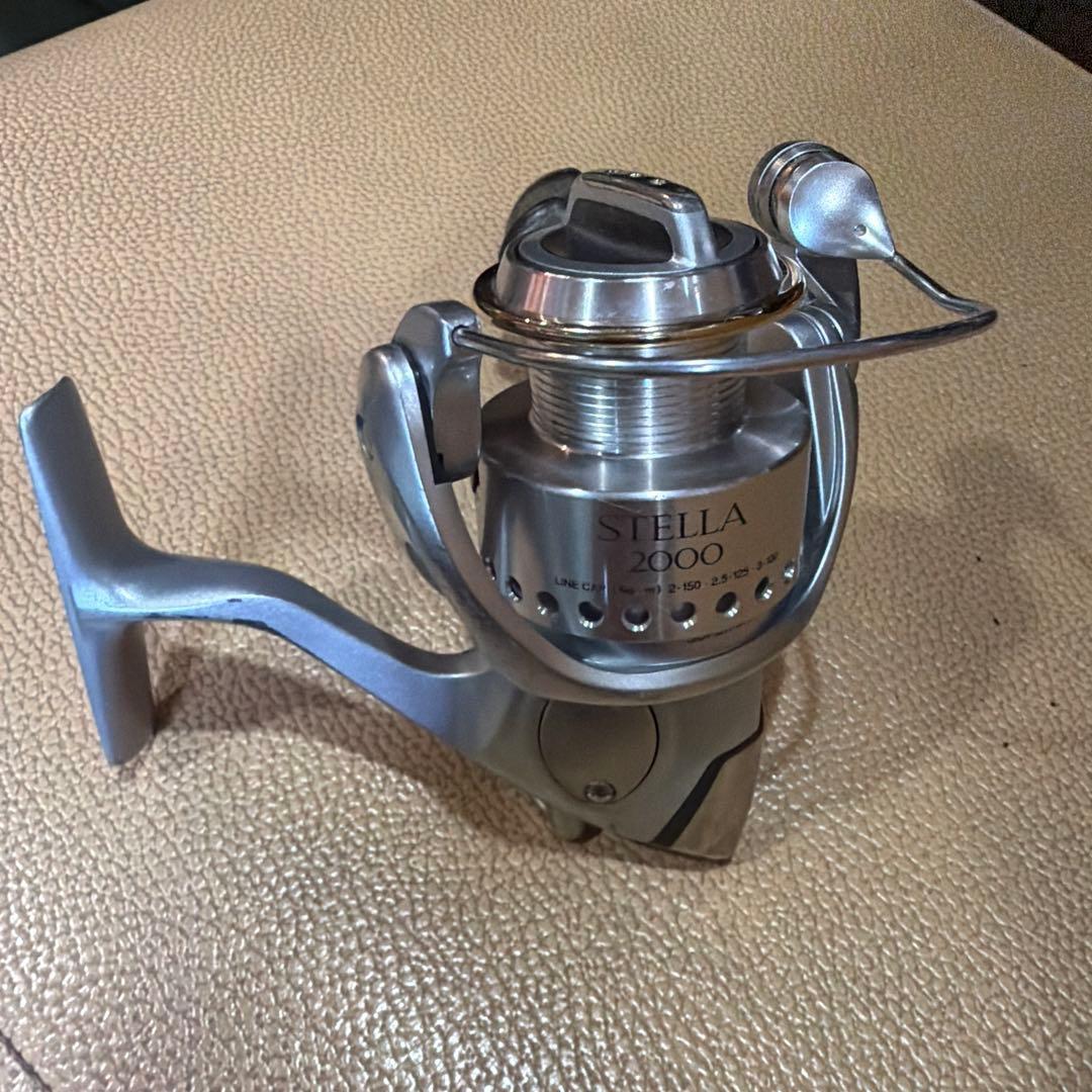 Used SHIMANO STELLA 2000 spinning reel body