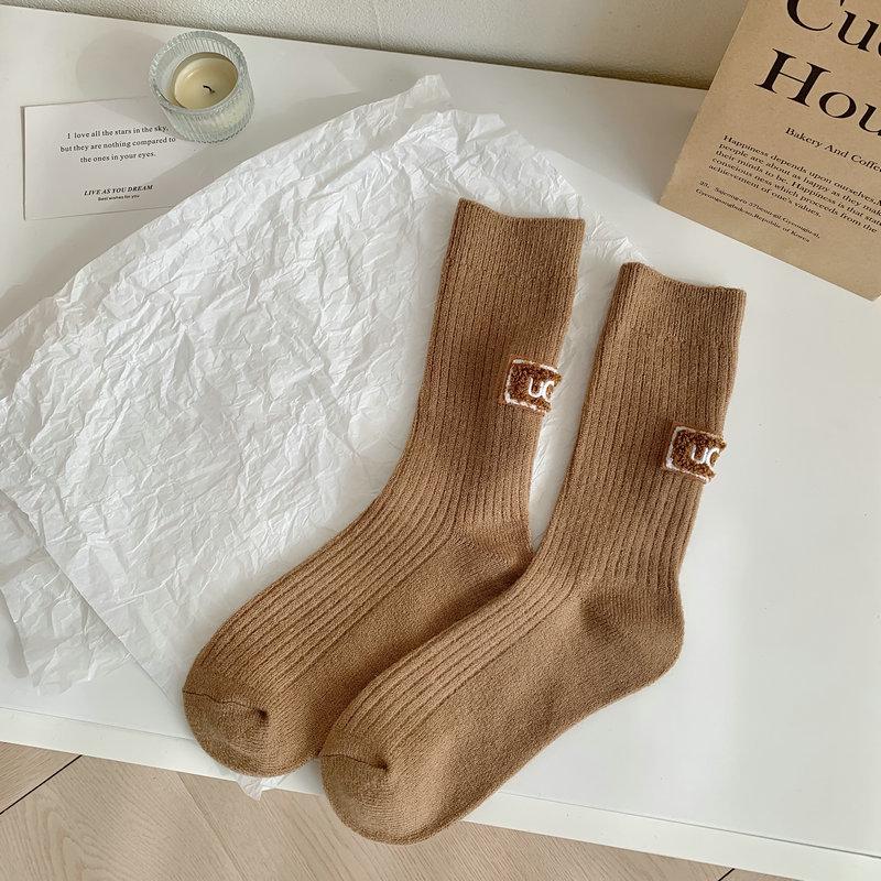 Zhuji Autumn/Winter Thick Cotton Slouch Socks with Embroidered Logo in Maillard Colors