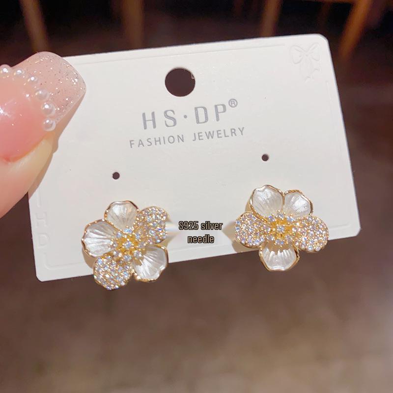 Light Luxury Sweet Micro-Paved Flower Stud Earrings with S925 Silver Needle - High-End Niche Design.