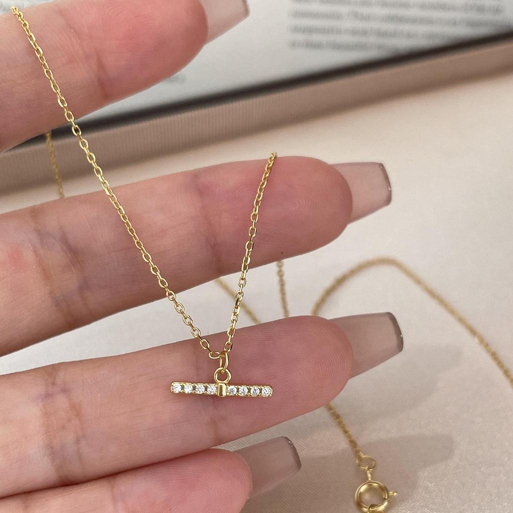 Scheming Style: S925 Sterling Silver 14K Gold-Plated Geometric Clavicle Necklace with Full Diamond Accent for Women