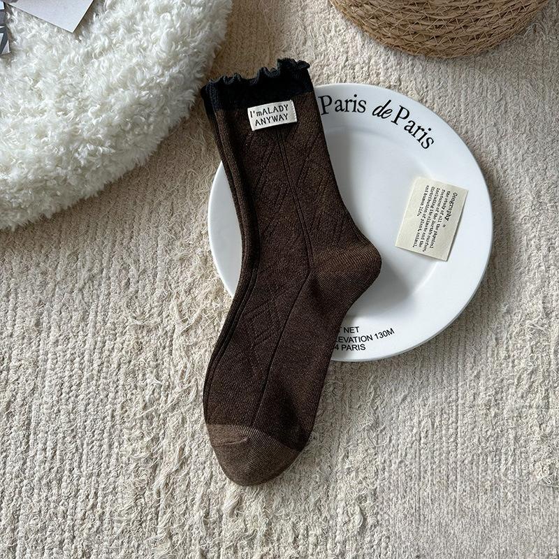 Fall and Winter Children's Cotton Moisture-Wicking Breathable Elastic Mid-Calf Socks Soft and Comfortable with Wooden Ear Decorations