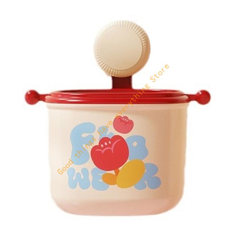 

Portable Trash Can with Suction Cup Wall Hanging Rubbish Bin Waste Basket for Office Living Room and Bedroom Organizers 55KF красный