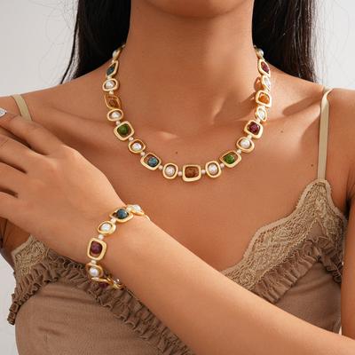 Mittelalterlicher Stil Farbe Imitation Perle Geometrisches Halsband Europäischer und Amerikanischer Retro Vintage Hofstil High-End Halsband