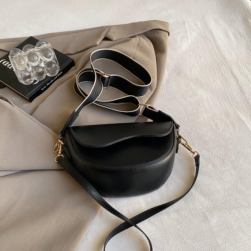 Women Vintage Solid Color Flap Small Saddle Shoulder Underarm Bag Fashion PU Leather Wide Strap Crossbody Bag Handbags Purses
