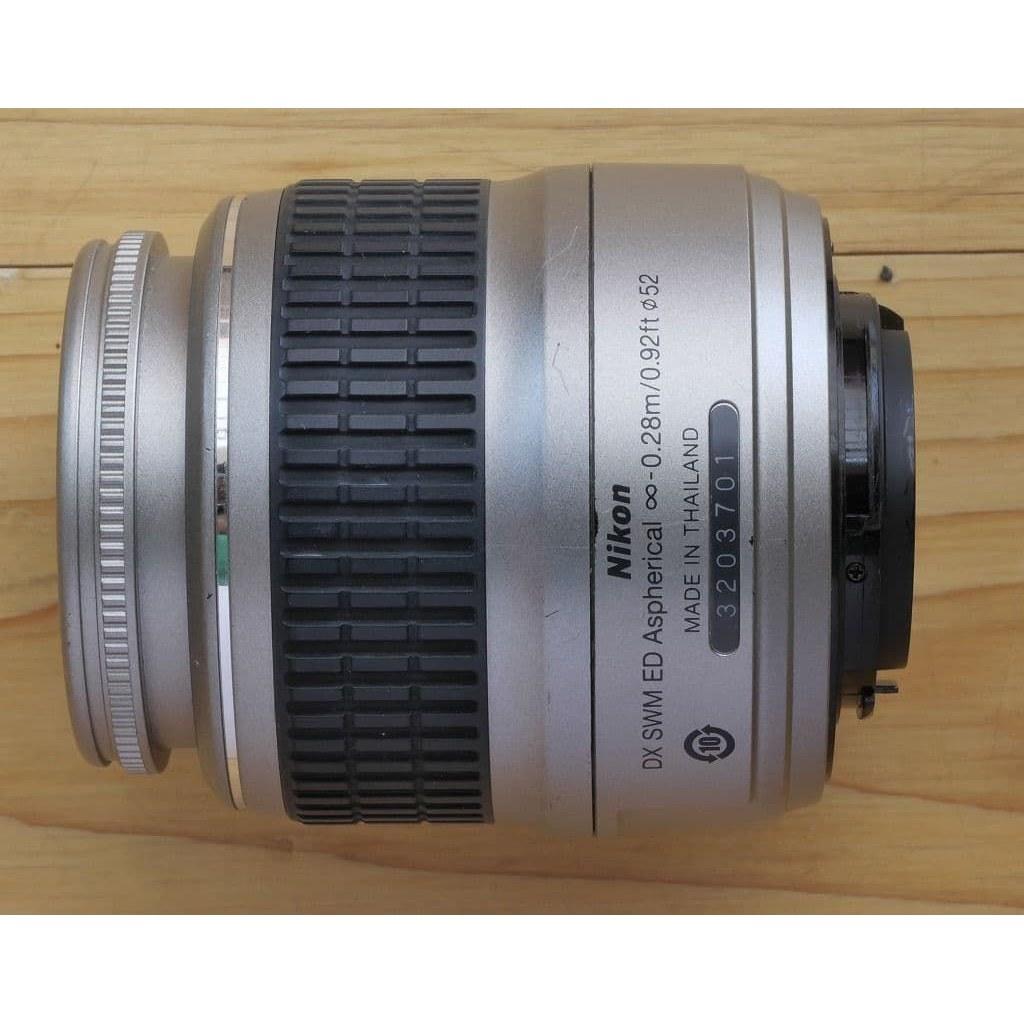 Nikon D40 AF-S DX NIKKOR 18-55mm