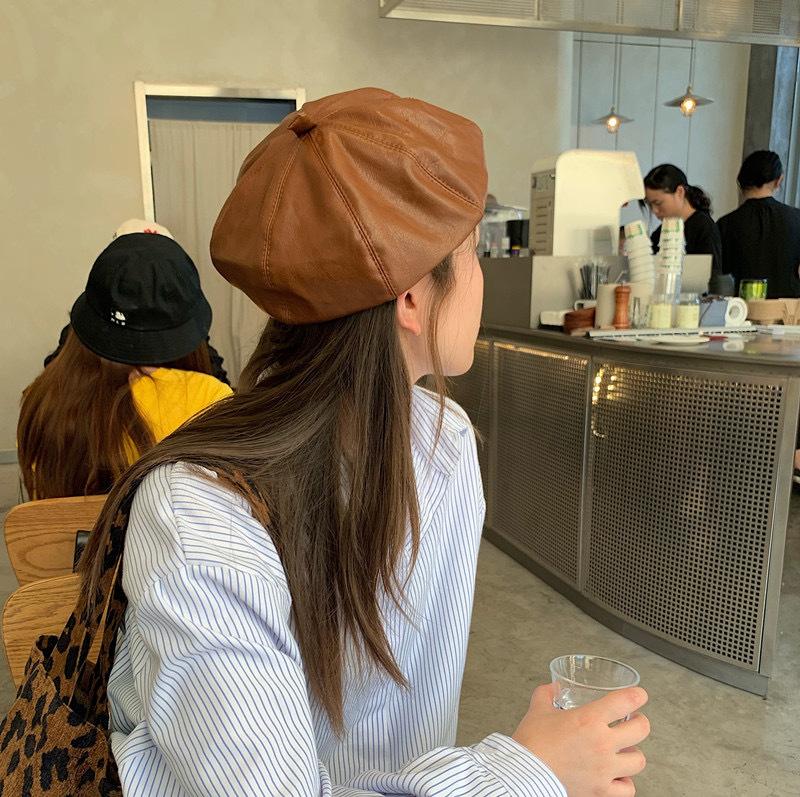 Girl Pu Leather Beret French Artist Warm Wool Winter Beanie Hat Retro Vintage Plain Beret Solid Color Elegant Ladies Winter Hat