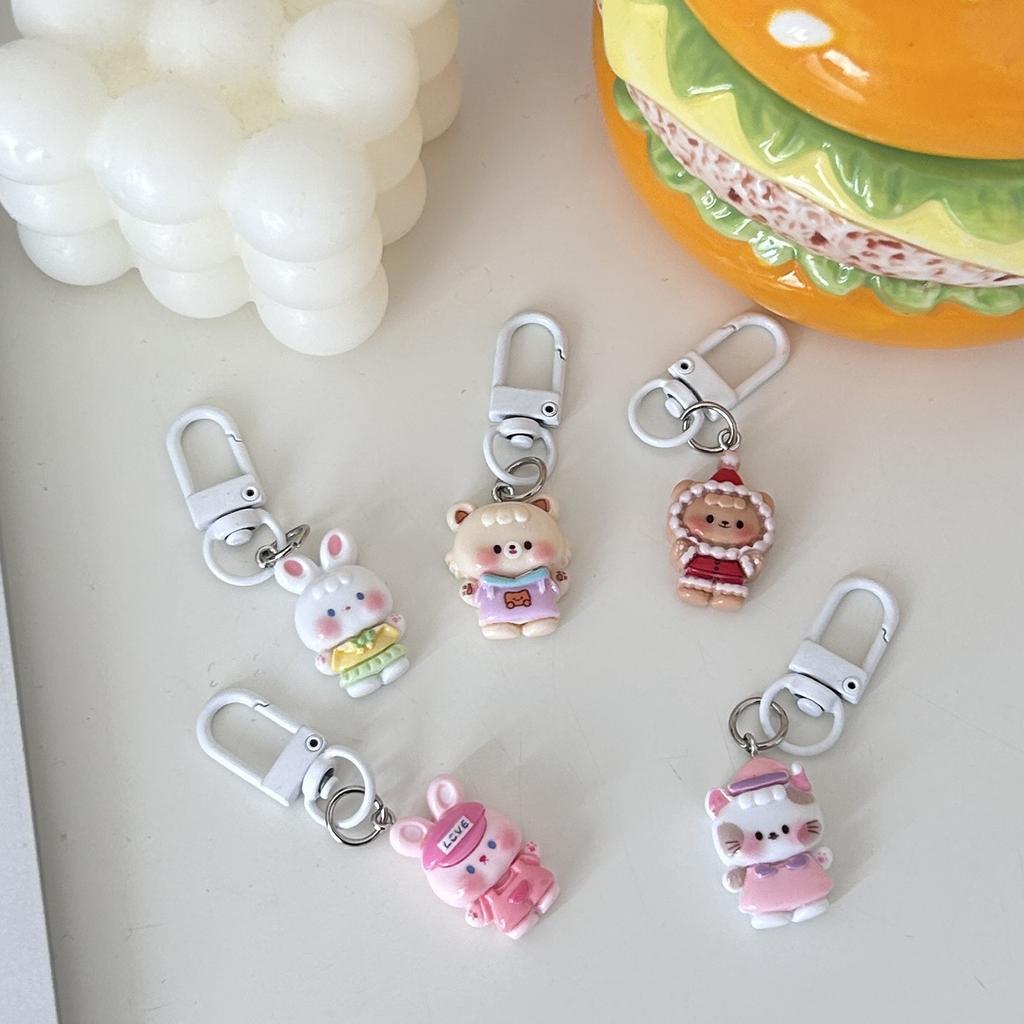 Cute Cartoon An imal Keychain Resin Charm Creative Friendship Keyring Perfect Gift For Friend And Couples