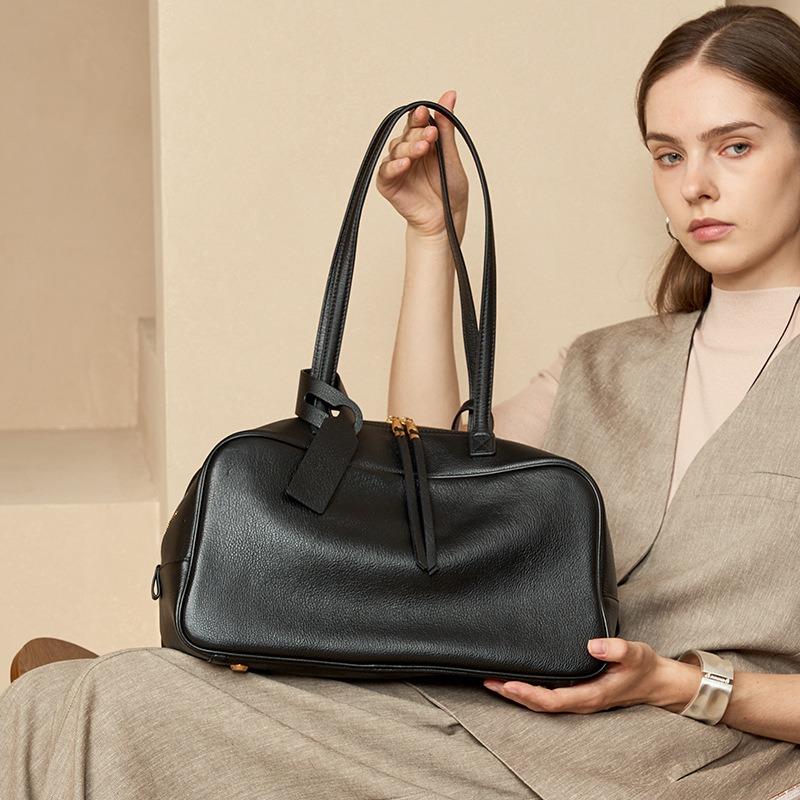 Leather Fashion Women's Commuter Premium Underarm Large Capacity Shoulder Bag First Layer Cowhide Boston Pillow Bag