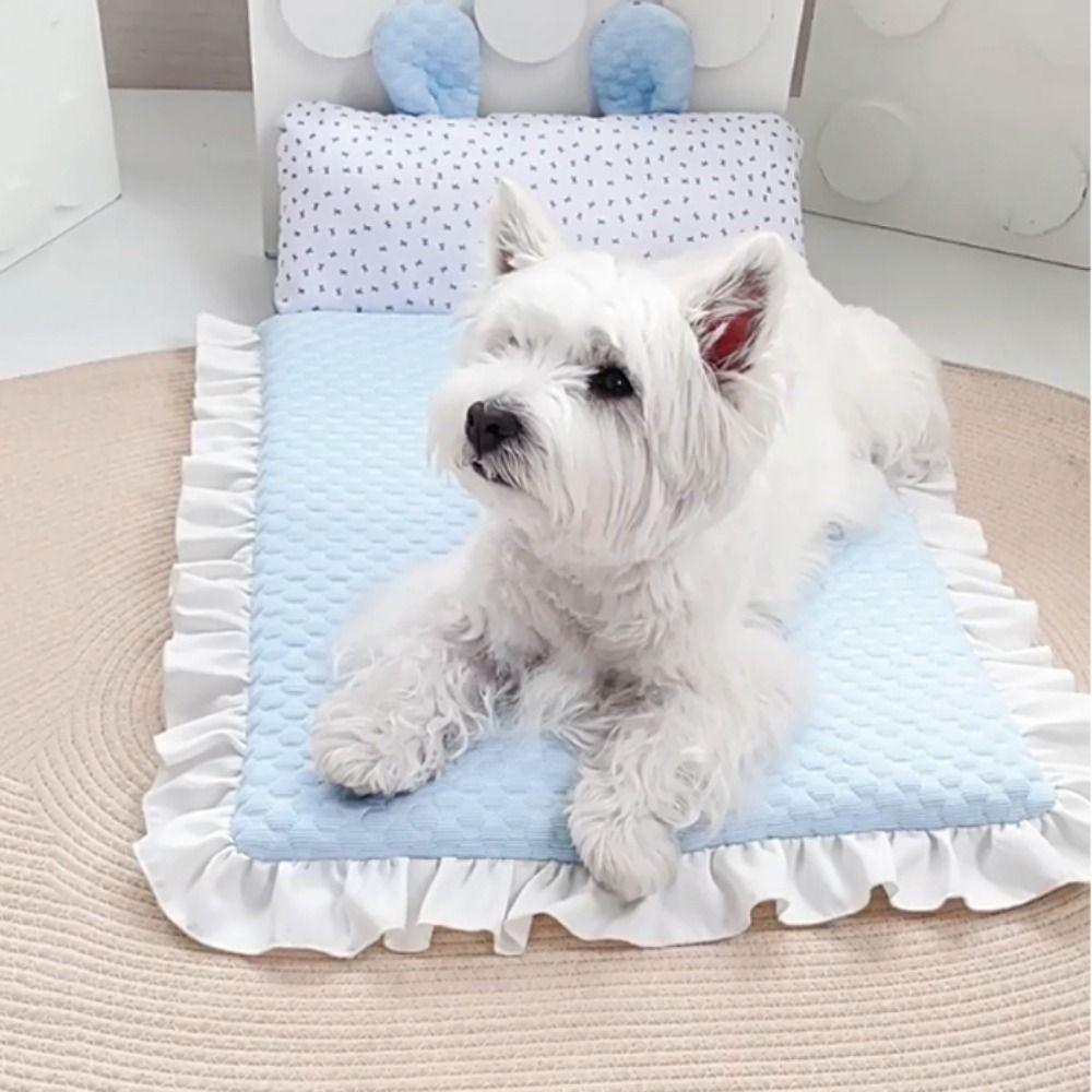 Ice Silk Fabric Breathable Dog Bed Skin Friendly Dog Bed Flounce Cooling Pet Bed  Indoor Use
