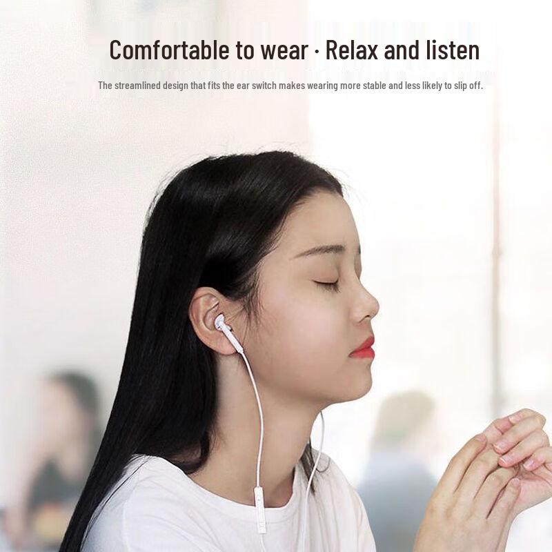 PG8K Wired Earphones: Comfortable, Low Latency, High Sound Quality, HD Calls, Ideal for Long Gaming Sessions.