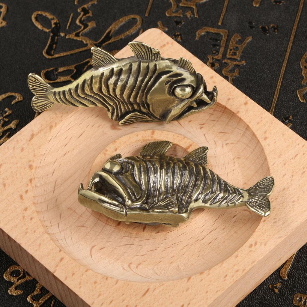 Piranha Messing Skrivebordsdekorasjon Figur Ornamenter Piranha Fisk Te Kjæledyr Kobber Håndverk Samling Dekorative Figurer