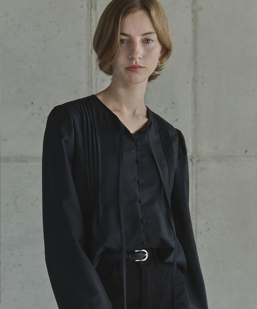 IHR Pintuck Blouse / Black