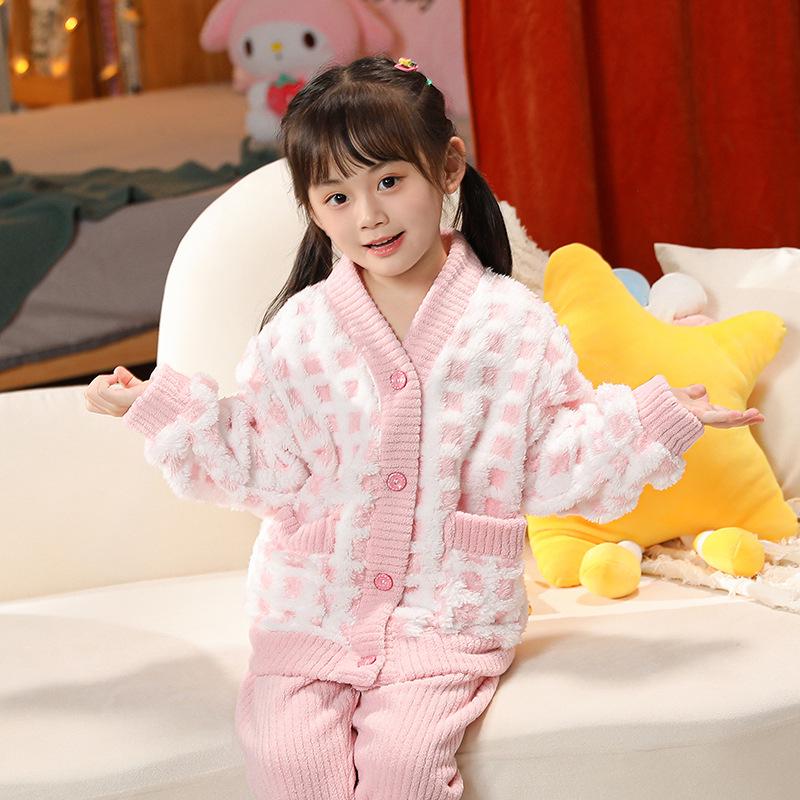 Thickened Flannel Mother-Daughter Suit for Autumn/Winter - Medium & Large Sizes