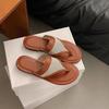 Korean Version of Flat-bottomed Non-slip Slippers Women's 2025 Summer and Autumn New Outer Wear Flip-flops Casual Fashion Versatile Toe Sandals