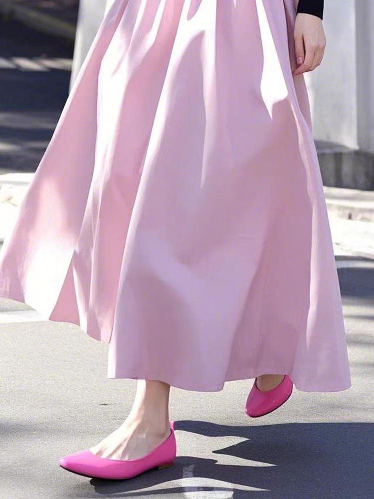 Jupe midi trapèze Miu Miu Automne 2025 Rose Air: Design Berkeley Unique, Élégant et Élégant