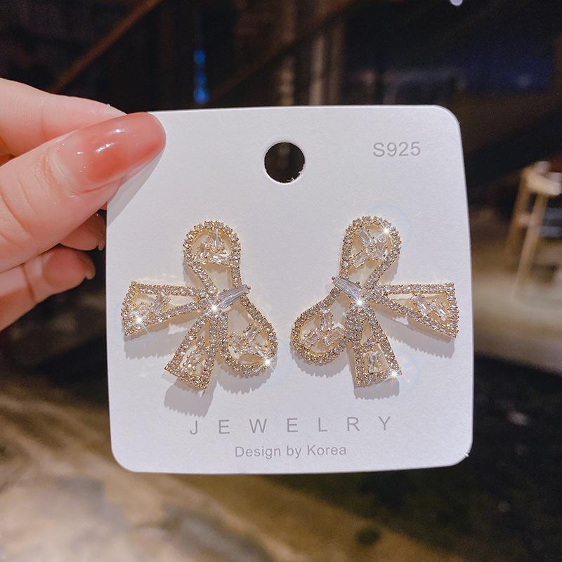 S925 Sterling Silver Gold-Plated Rhinestone Butterfly Earrings: Trendy Korean Long Exaggerated Design 5A608