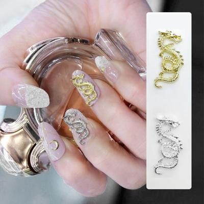 10 Stück Nail Art Strasssteine ​​Chinesisches Sternzeichen Drache Glänzende Legierung 3D Metall Drache Nagelzubehör Damenversorgung