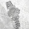 4-teiliges Luxus-Damenuhr-Set Trendige Mode mit Strasssteinen Römischen Ziffern Rundes Zifferblatt Quarz Uhr Armband-Set Perfektes Geschenk