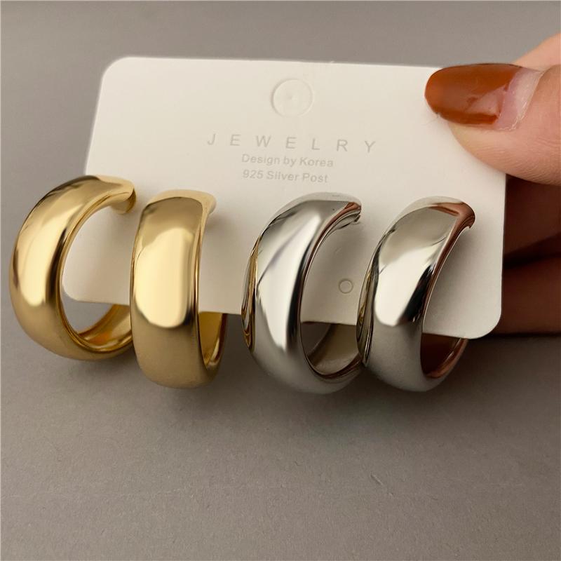 Fashion Simple Silver Color Hoop Earrings for Women Girl Circle Round Minimalist Earrings Party C-Shape Classic Jewelry Gifts