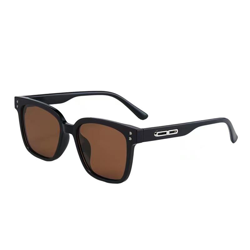 Sunglasseses Men And Women Square-shaped Shape TR90 Material Superior Quality Sun Eyeglasses Women Top Superior Quality UV Shielding Men s Sunglass