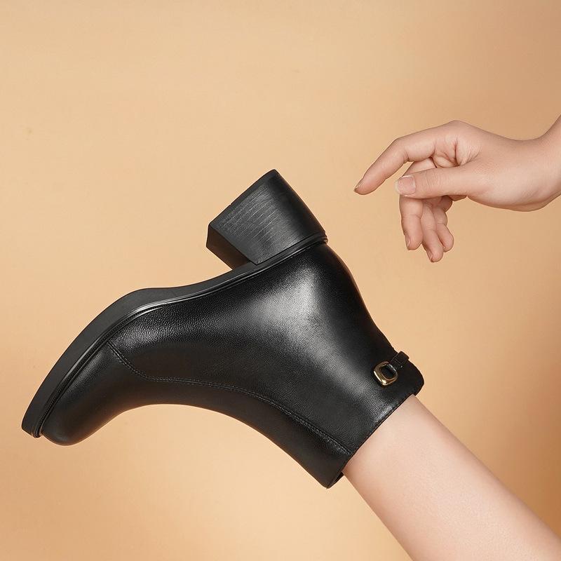 New Temperament Women's Winter Short Boots Cigarette Boots Medium Tube Women's Leather Boots Versatile Autumn and Winter Boots Cowhide Women's Shoes