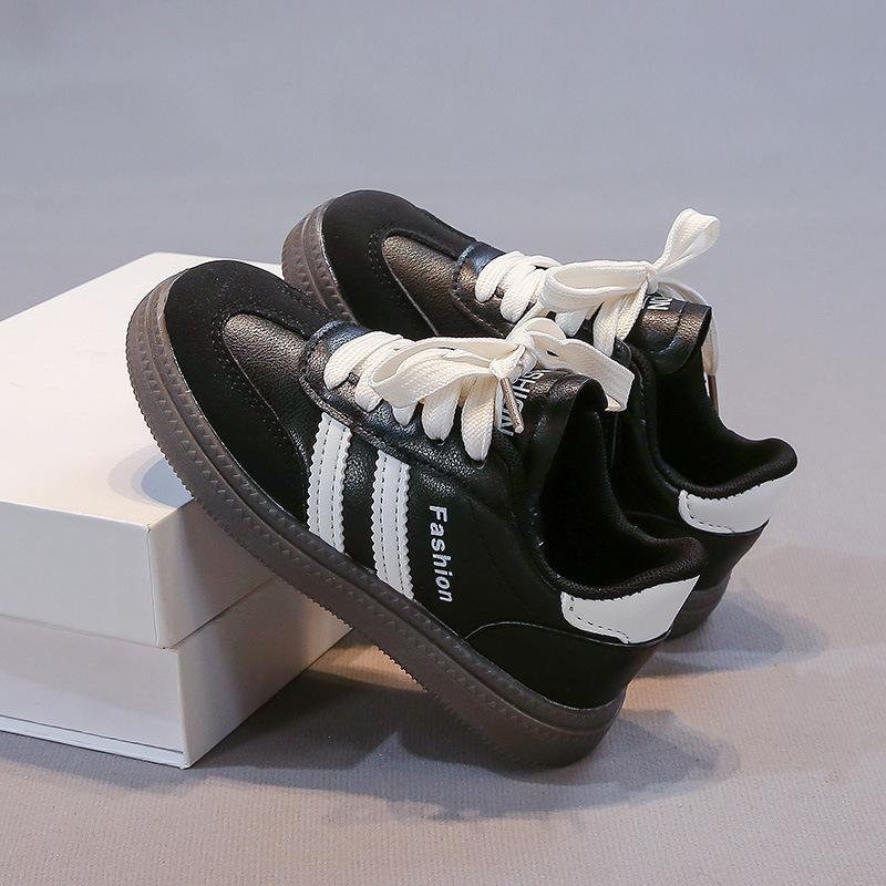 Children's moral training shoes 2025 autumn boys' sports shoes casual board shoes girls' little white shoes soft-soled classic Forrest Gump shoes