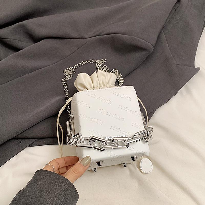 

2024 new fashion shoulder bag simple casual messenger bag commuter bag simple fashion trend bucket bag women білий