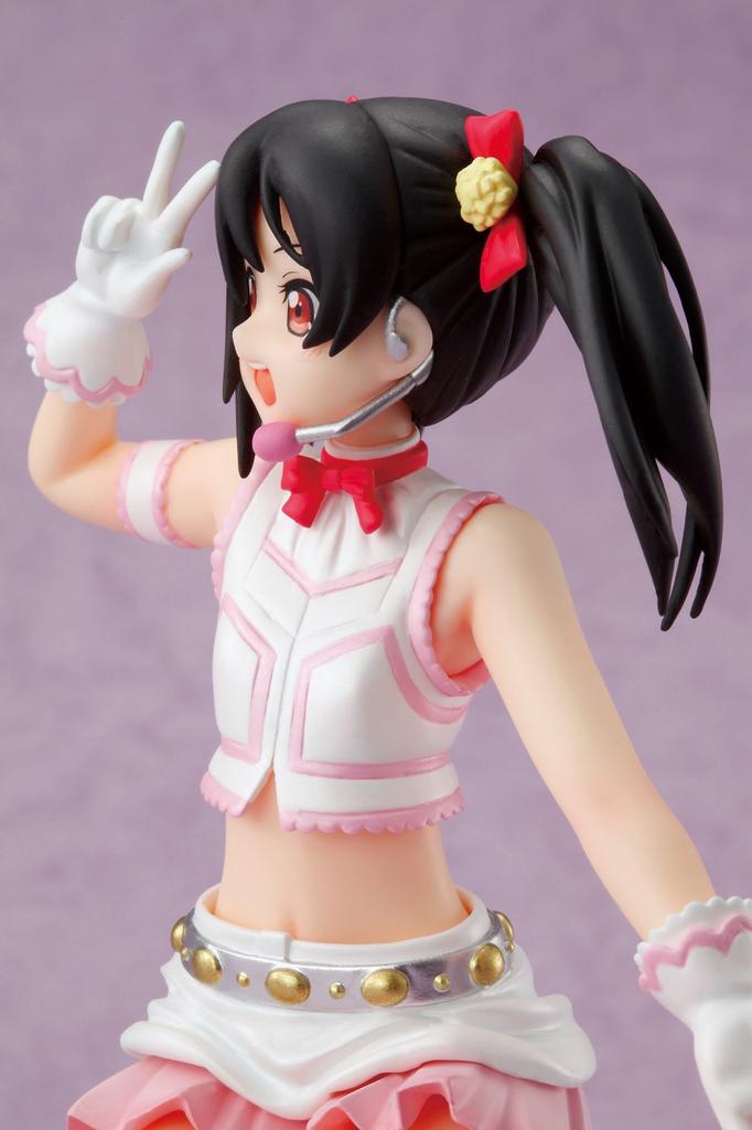 Love Live Yazawa Nico LoveLive First Fan Book Ver. (110 Scale Painted Finished Figure)