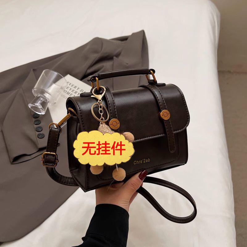 Premium texture retro small bag women s new versatile messenger bag fashionable portable small square bag