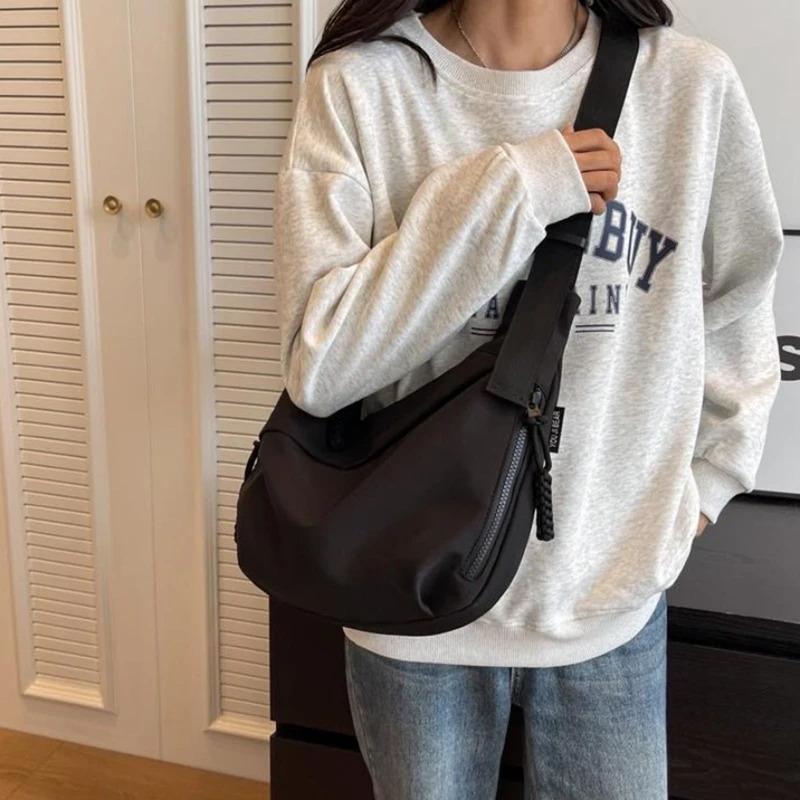 New retro nylon tote bag, stylish large capacity shoulder bag, commuting crossbody bag
