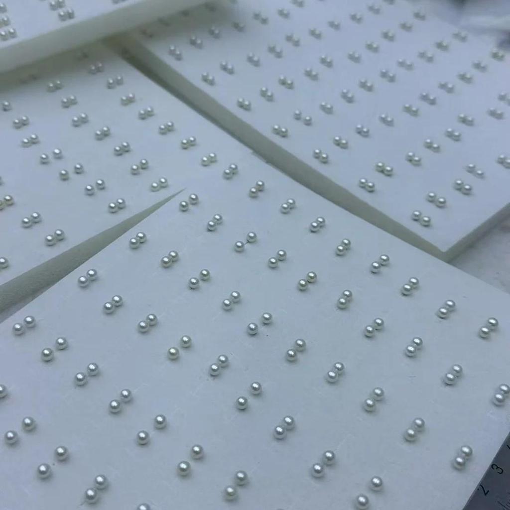 Wysokiej klasy kolczyki sztyfty z okrągłych pereł słodkowodnych 3-6mm ze srebrną sztycą