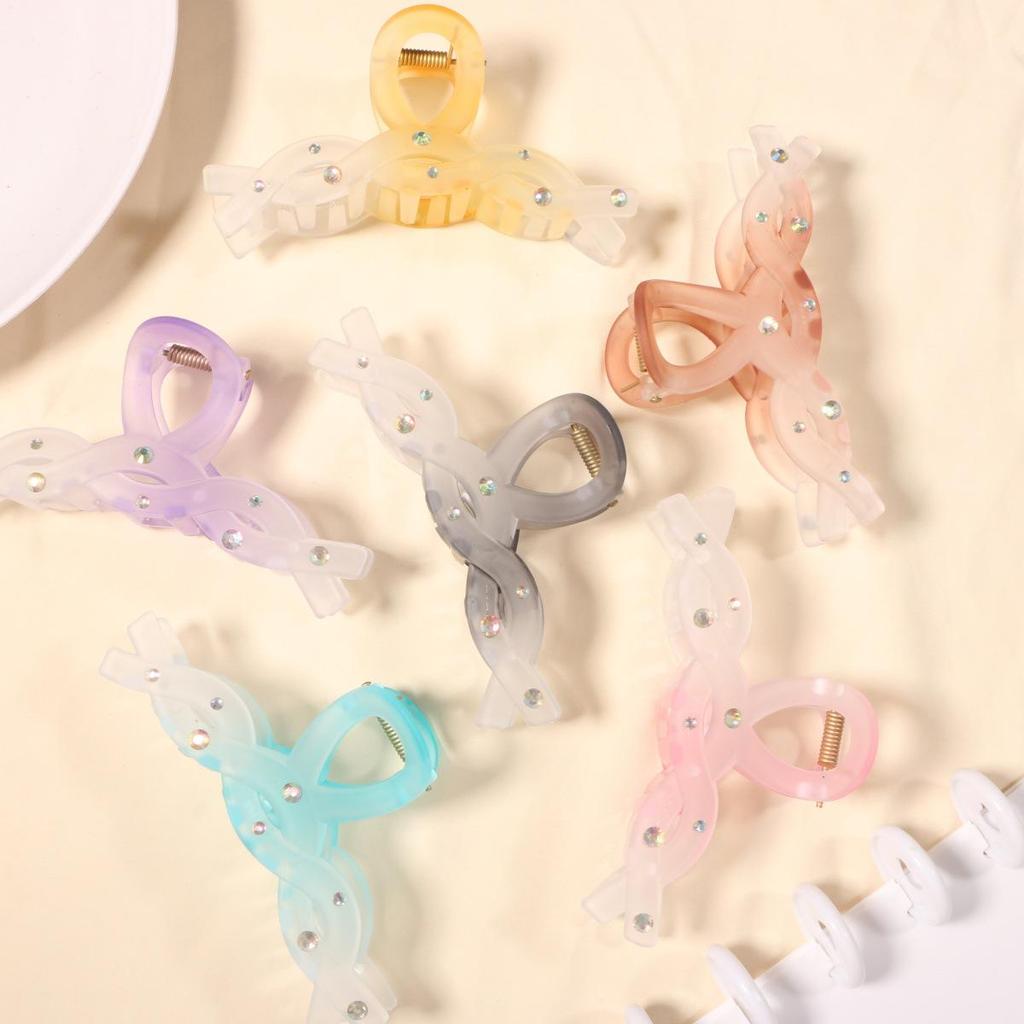 Korean Style Frosted Jelly Hair Clip - Transparent Plastic Claw for Women's Bun and Updo