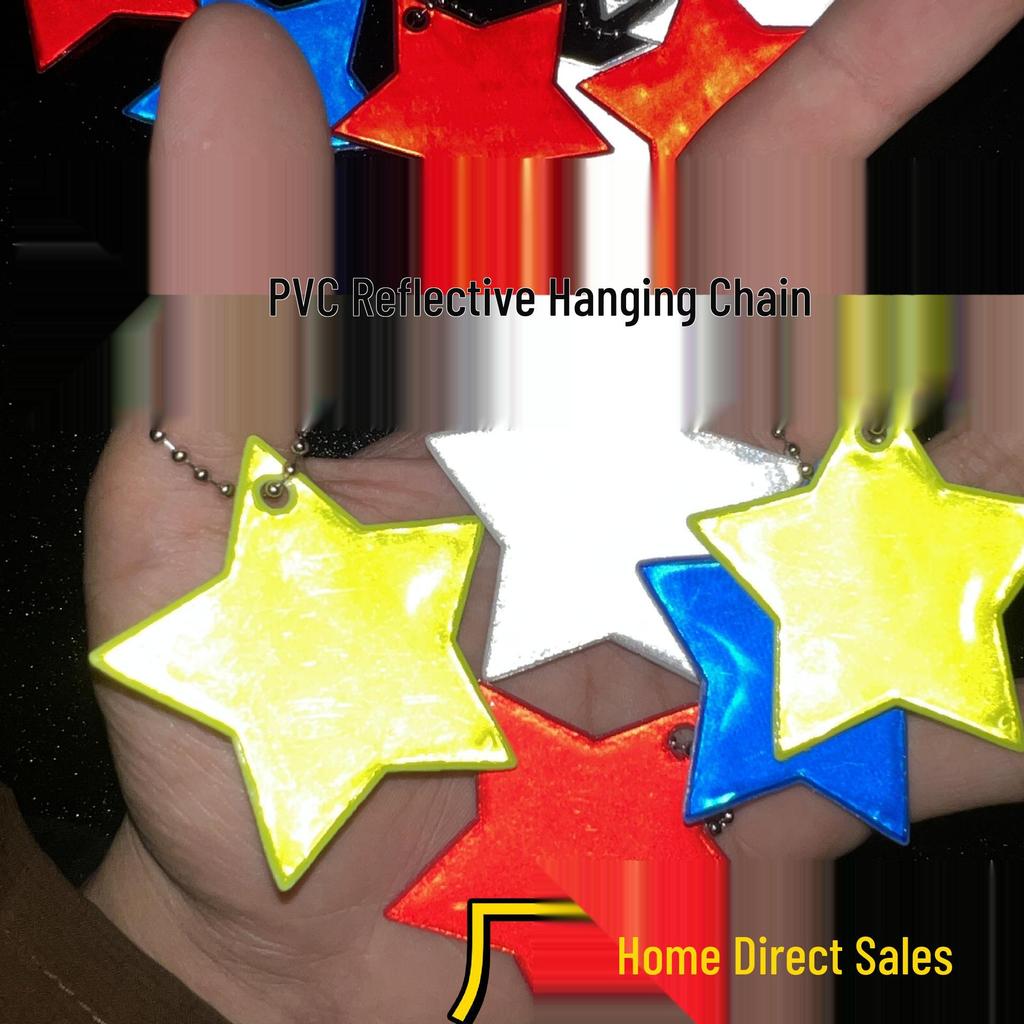 Reflective Star Pendant Keychain for Night Riding: Safety Accessory for Backpack or Luggage.