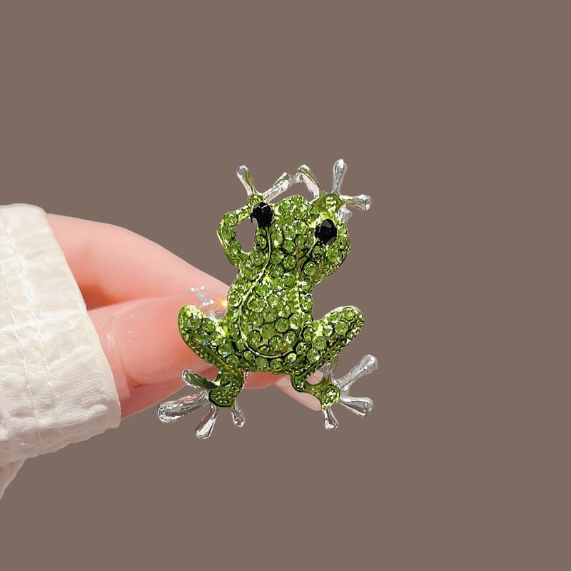 Grüne Strass Frosch Broschen für Damen Exquisite Cartoon Tier Broche Süßer Kleidung Pin Vielseitiges Bekleidungszubehör Geschenk