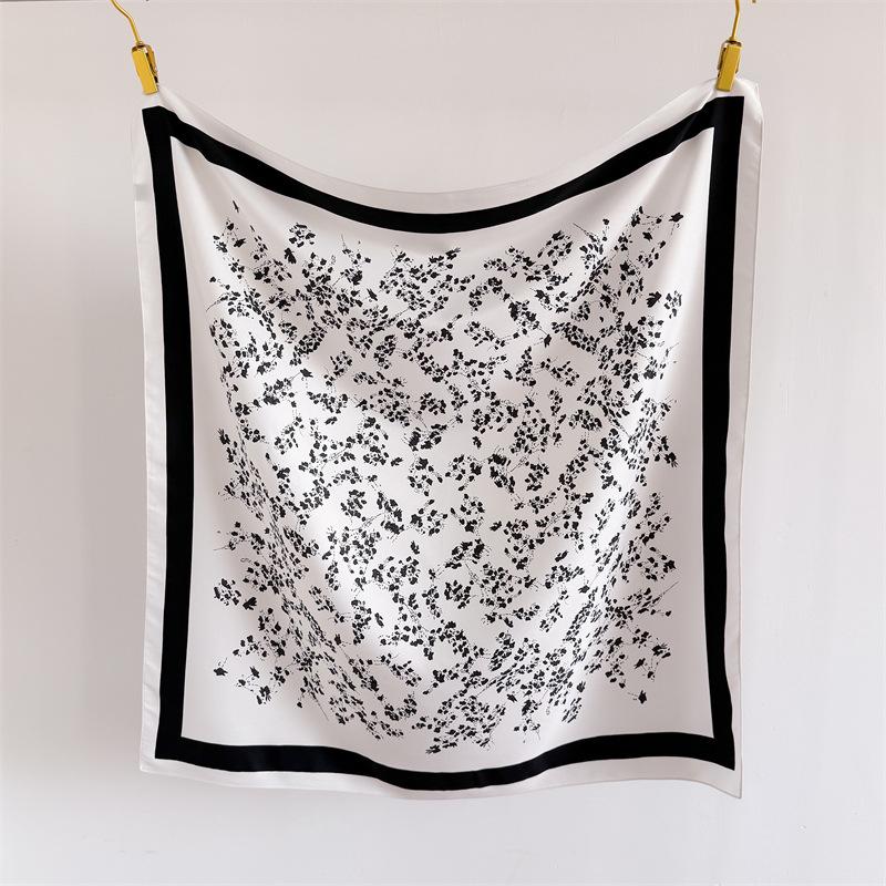 2026 New Floral Print Twill Silk Square Scarf Women Bandana Shawls Soft Foulard Femme Hijab Bufandas Neckerchief Hairband 90CM